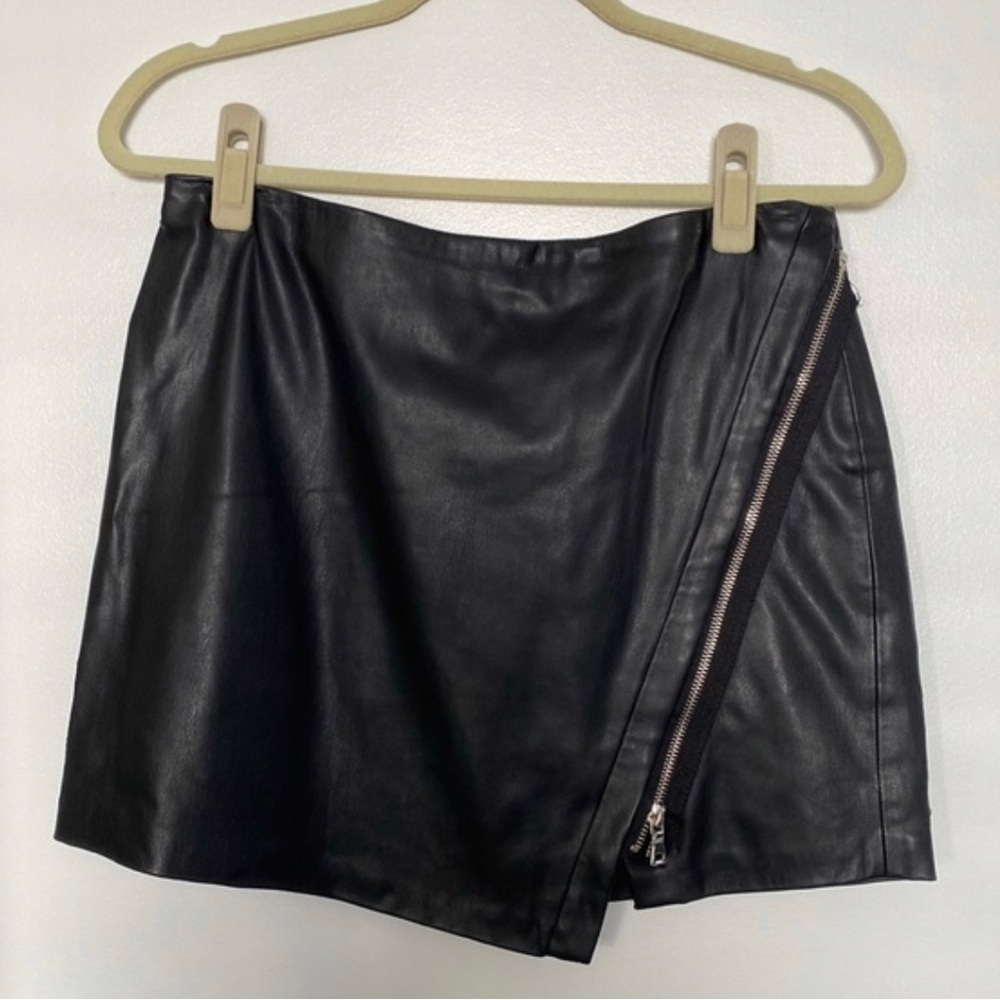 Zara Black Mini Skirt
